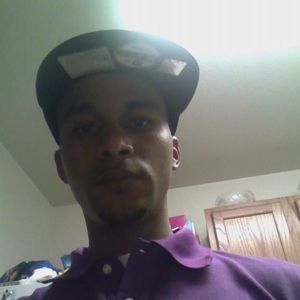 Meet your Posher, Dominique